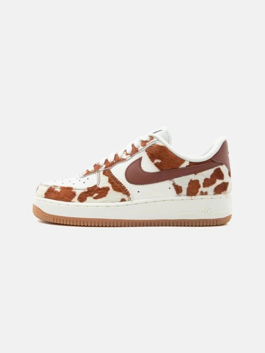 Foto van product Sneakers laag Nike bruin