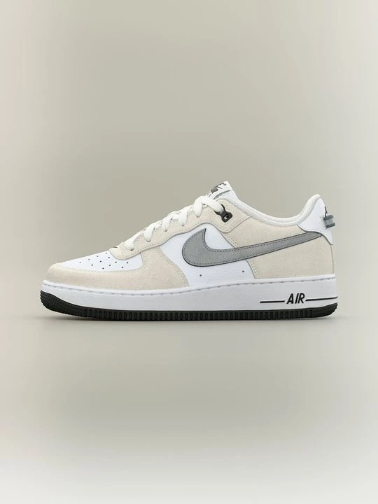 Foto van product Sneakers laag Nike crème