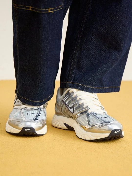 Foto van product Sneakers laag Nike grijs
