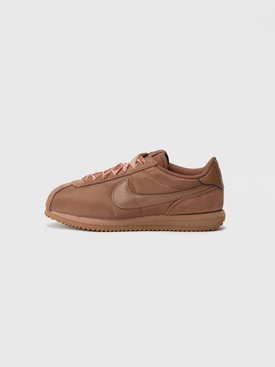 Foto van product Sneakers laag Nike lichtbruin