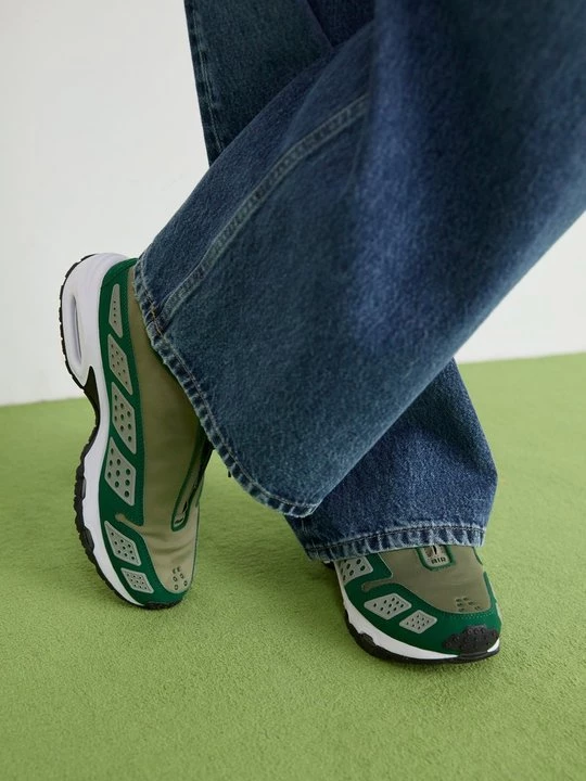 Foto van product Sneakers laag Nike olijfgroen