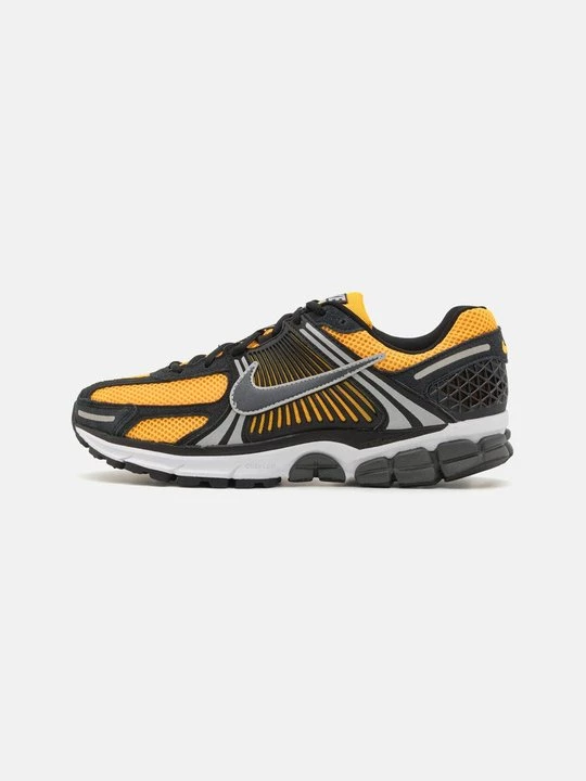 Foto van product Sneakers laag Nike oranje