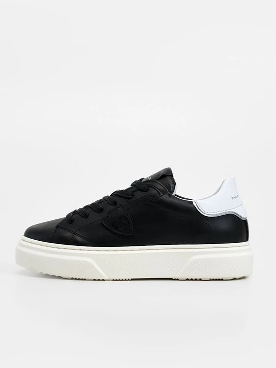 Foto van product Sneakers laag Philippe Model zwart