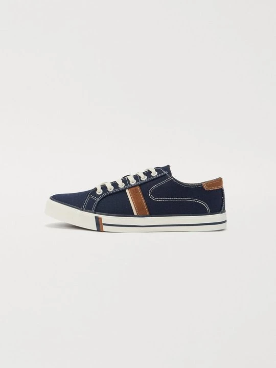 Foto van product Sneakers laag Pier One By Zalando donkerblauw