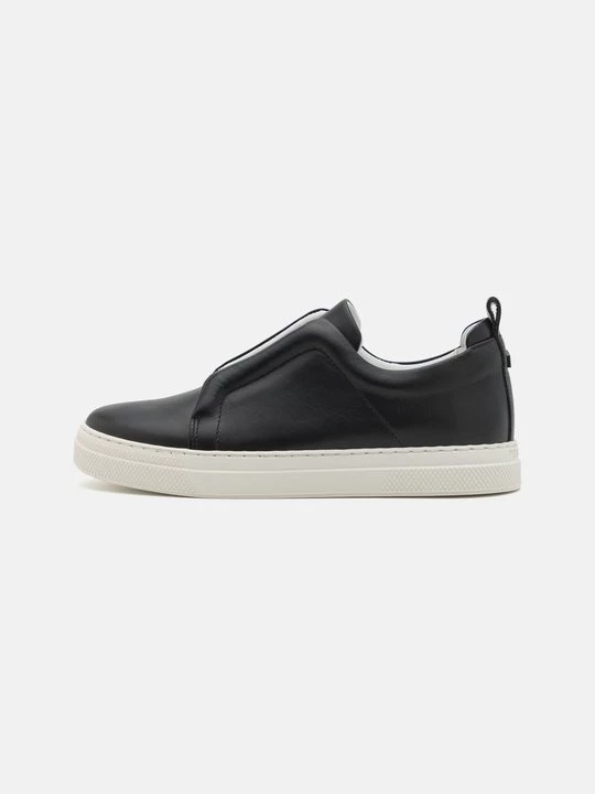Foto van product Sneakers laag Pierre Hardy zwart
