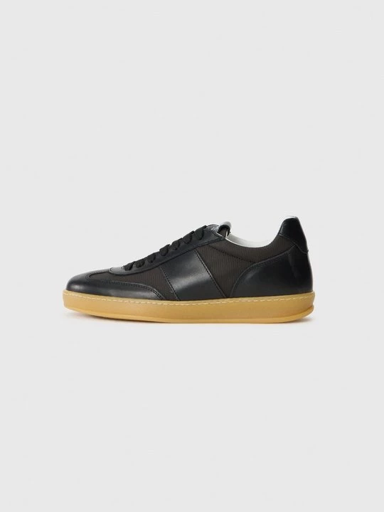 Foto van product Sneakers laag Pollini zwart