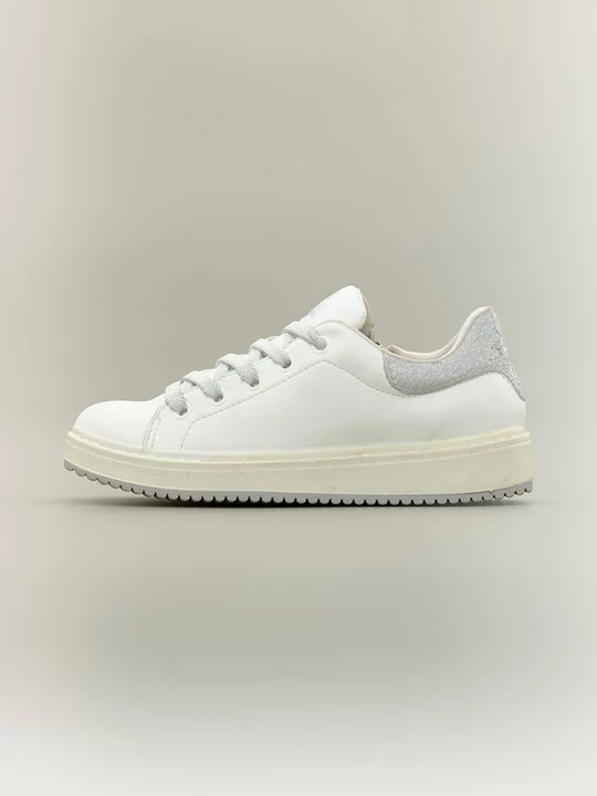 Foto van product Sneakers laag Primigi wit