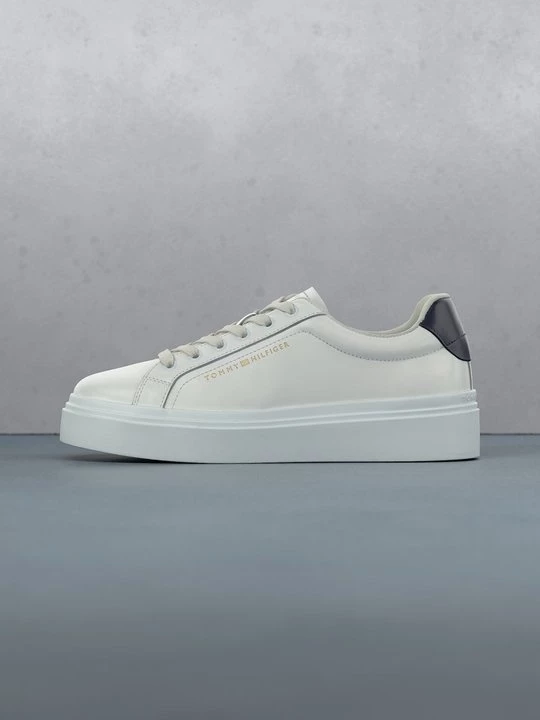 Foto van product Sneakers laag Tommy Hilfiger crème