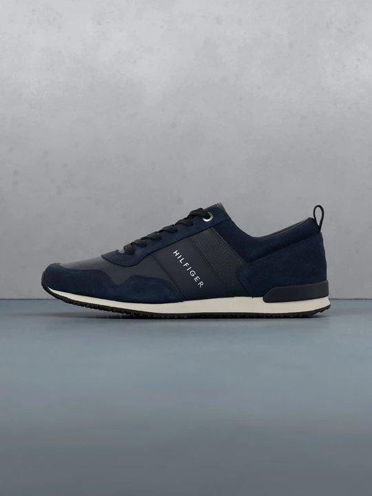 Foto van product Sneakers laag Tommy Hilfiger donkerblauw
