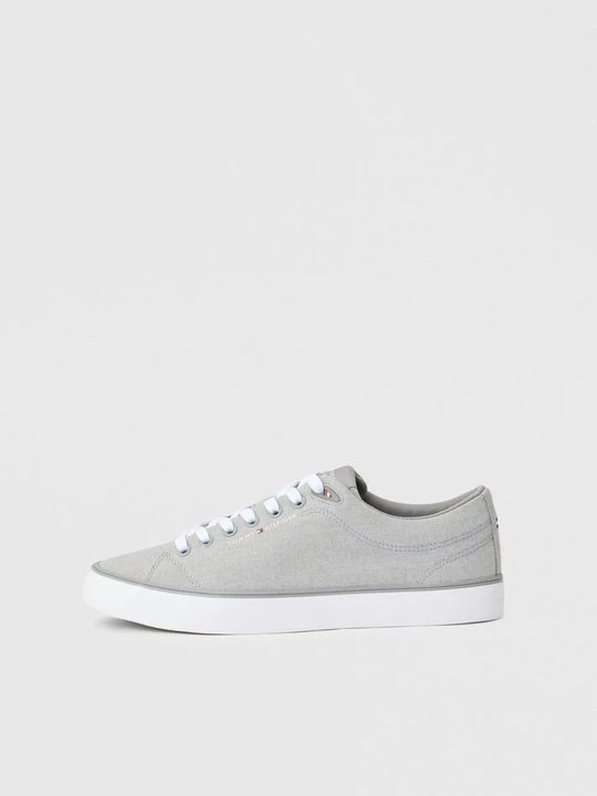 Foto van product Sneakers laag Tommy Hilfiger grijs