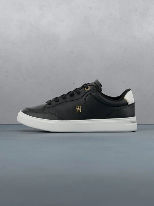 Foto van product Sneakers laag Tommy Hilfiger zwart
