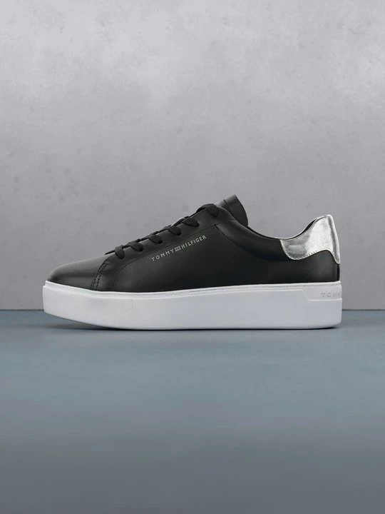 Foto van product Sneakers laag Tommy Hilfiger zwart