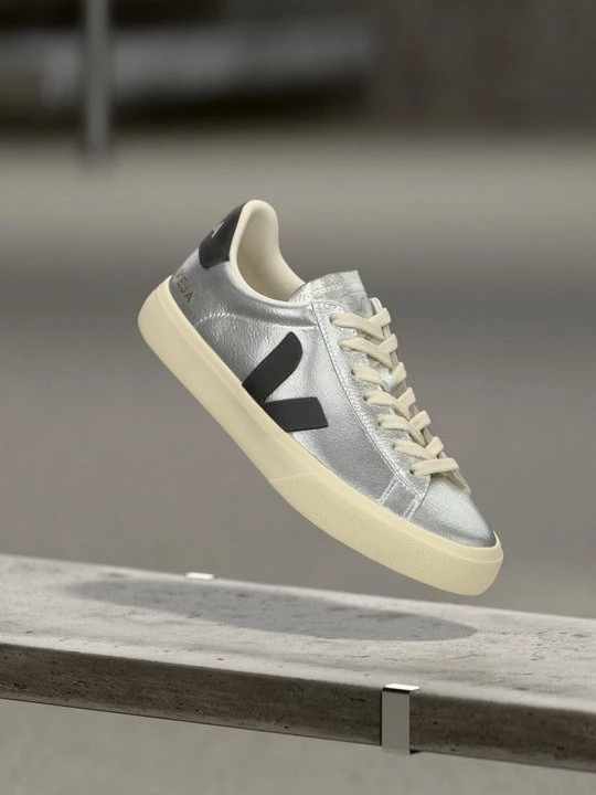 Foto van product Sneakers laag Veja zilverkleurig