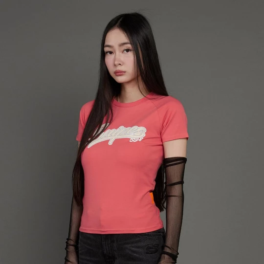 Foto van product Snipes Varsity Raglan Tight Tee rood