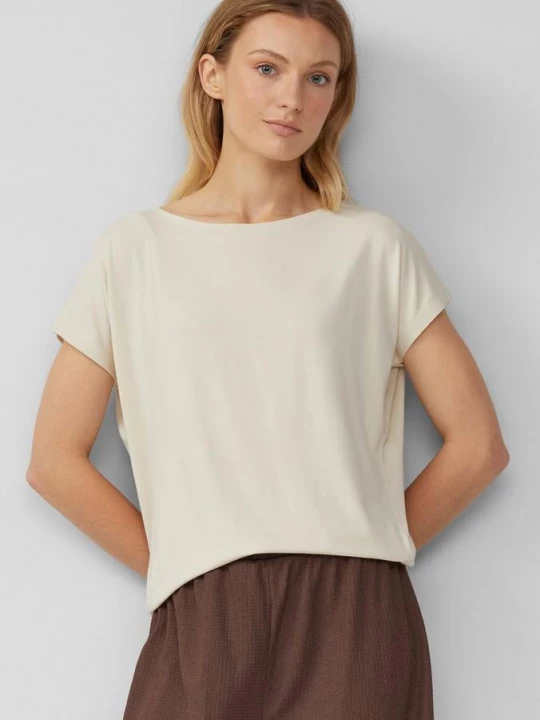 Foto van product Soepel vallend jersey shirt met schouders s.Oliver crème