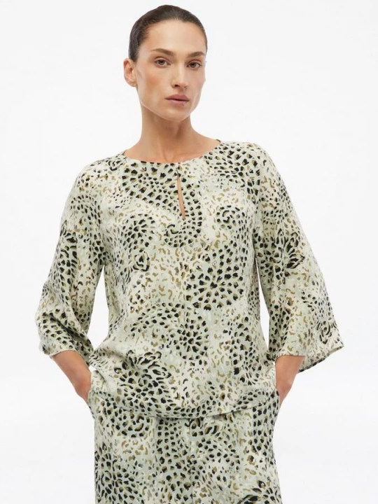 Foto van product Soepelvallende blouse met all-over print en uitsnijding s.Oliver