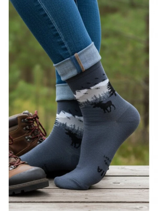 Foto van product Sokisahtel Sokken 'FOREST cotton socks with a fun message' grijs