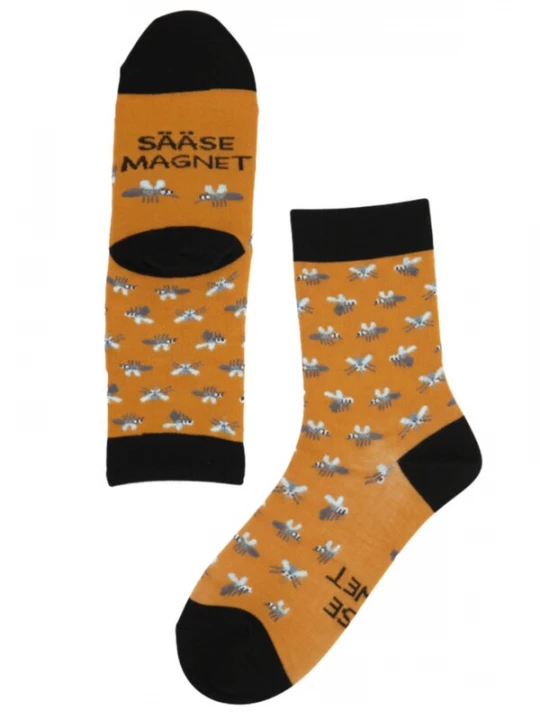 Foto van product Sokisahtel Sokken 'SÄÄSEMAGNET cotton socks with a message' geel