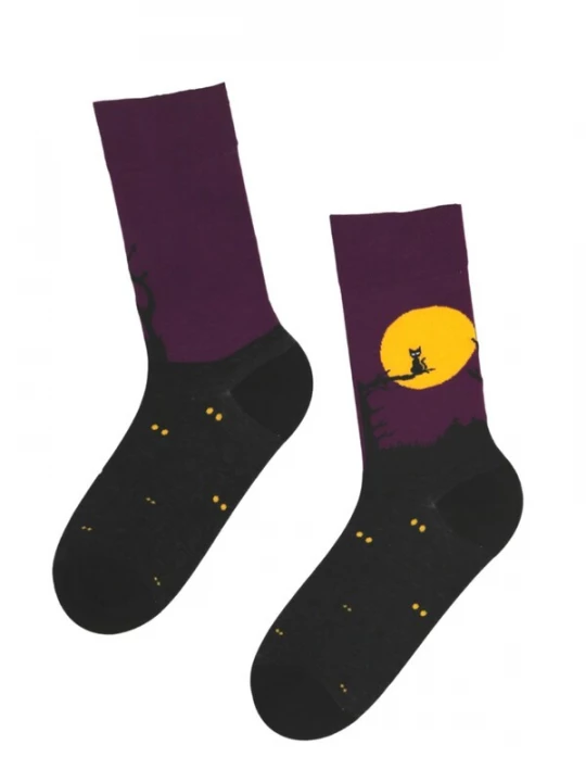 Foto van product Sokisahtel Sokken 'SPOOKY CAT Halloween socks with a cat sitting in the moonlight' zwart