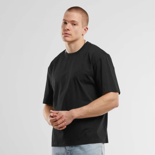 Foto van product Sorona® Loose Fit Tee Urban Classics zwart