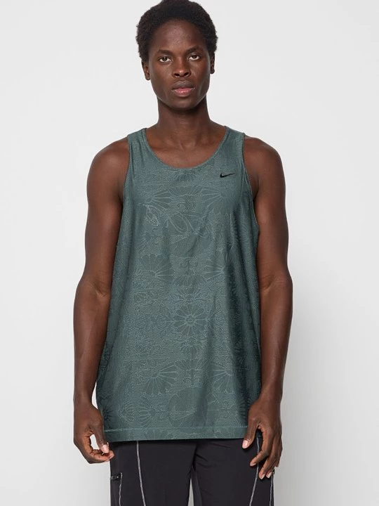 Foto van product Sport T-shirt Nike donkergroen