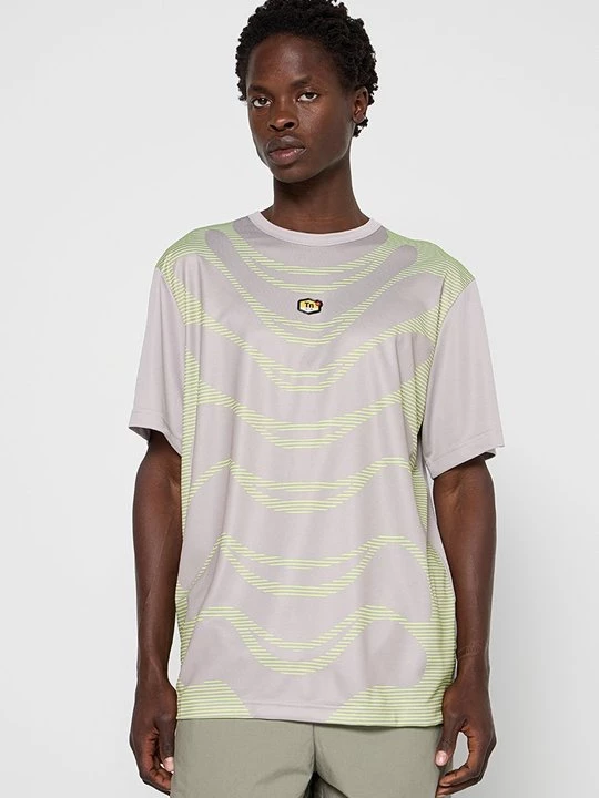 Foto van product Sport T-shirt Nike grijs