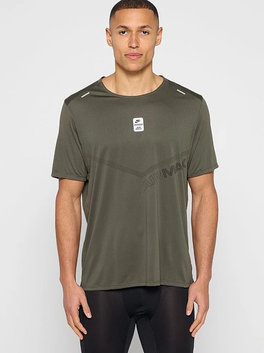 Foto van product Sport T-shirt Nike kaki