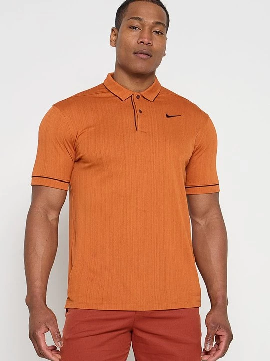 Foto van product Sport T-shirt Nike oranje