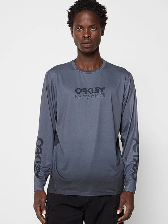 Foto van product Sport T-shirt Oakley grijs