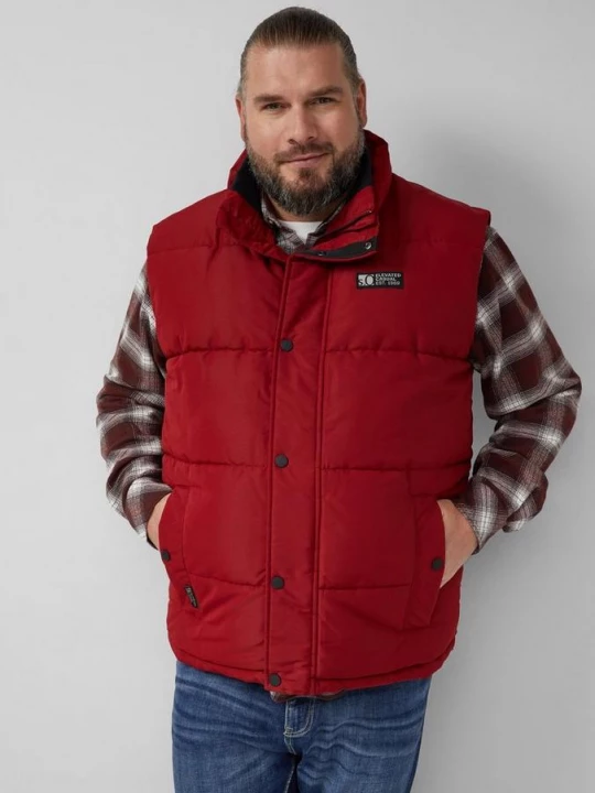 Foto van product Sportief gewatteerd vest met logodetails s.Oliver rood