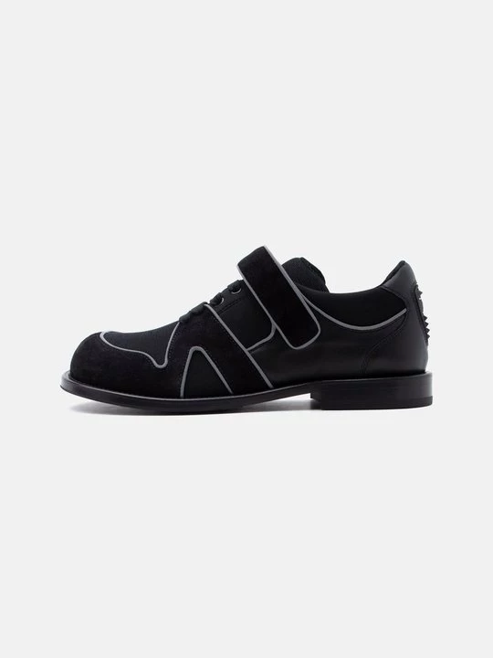 Foto van product Sportieve veterschoenen MOSCHINO zwart