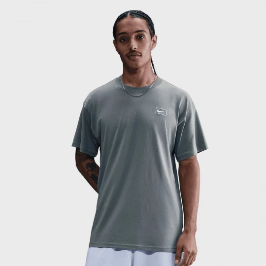Foto van product Sportswear Graphics T-Shirt Nike grijs