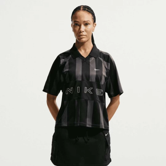 Foto van product Sportswear Oversized Jersey Nike zwart