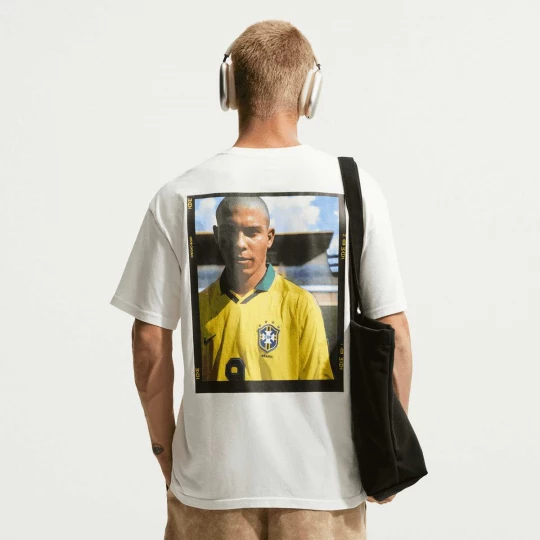 Foto van product Sportswear "R9" T-Shirt Nike beżowy