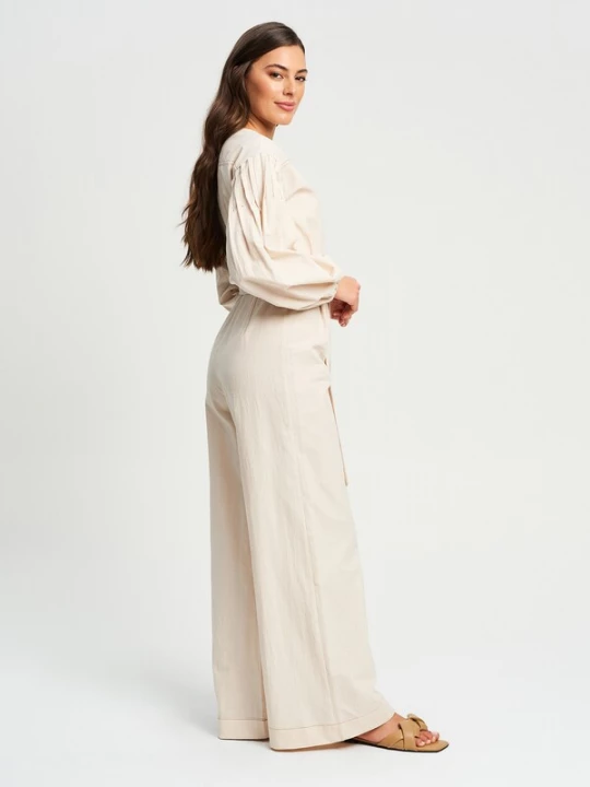 Foto van product St MRLO Jumpsuit 'Tyra' crème