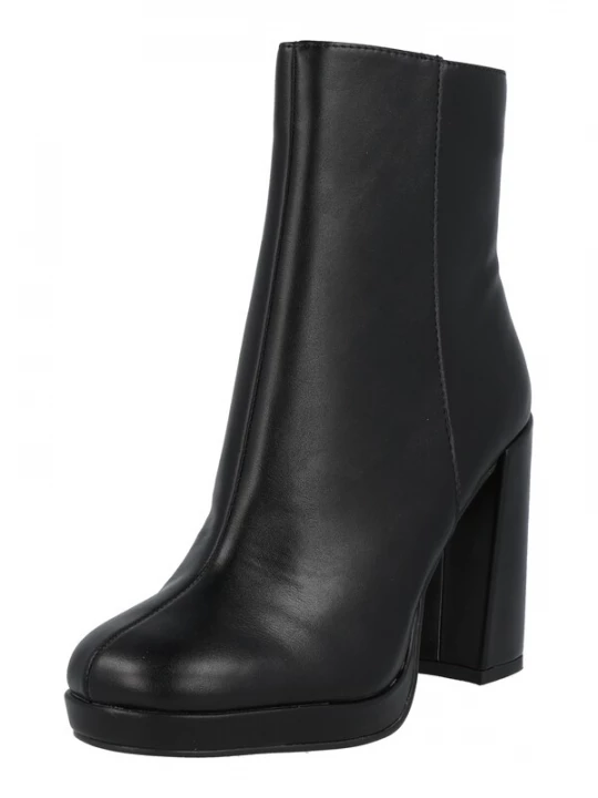 Foto van product STEVE MADDEN Enkellaarsjes 'MAIN' zwart