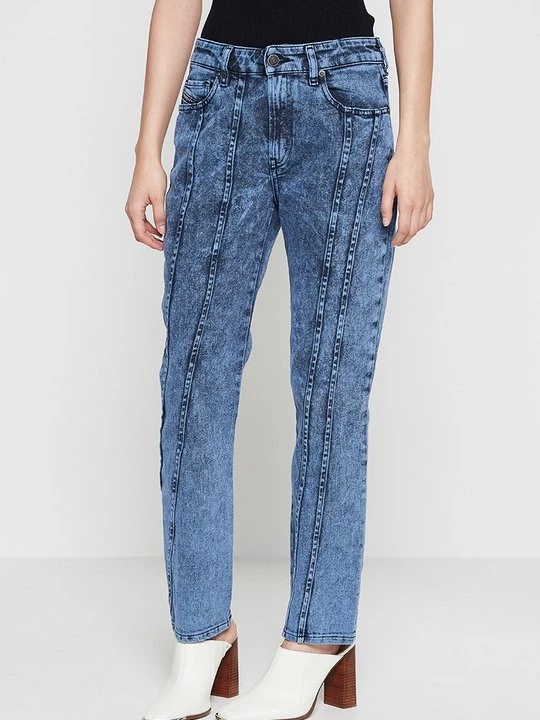 Foto van product Straight leg jeans Diesel blauw