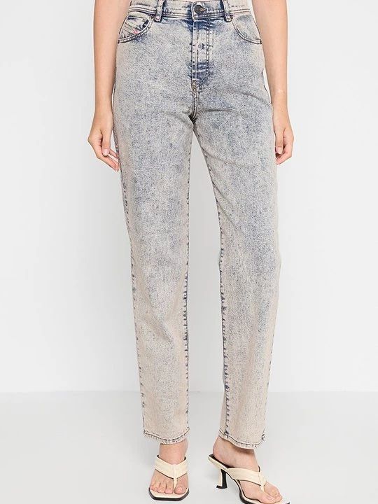 Foto van product Straight leg jeans Diesel blauw