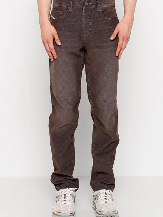 Foto van product Straight leg jeans Diesel bruin
