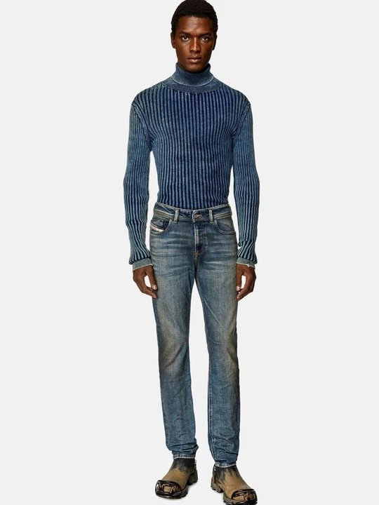 Foto van product Straight leg jeans Diesel donkerblauw
