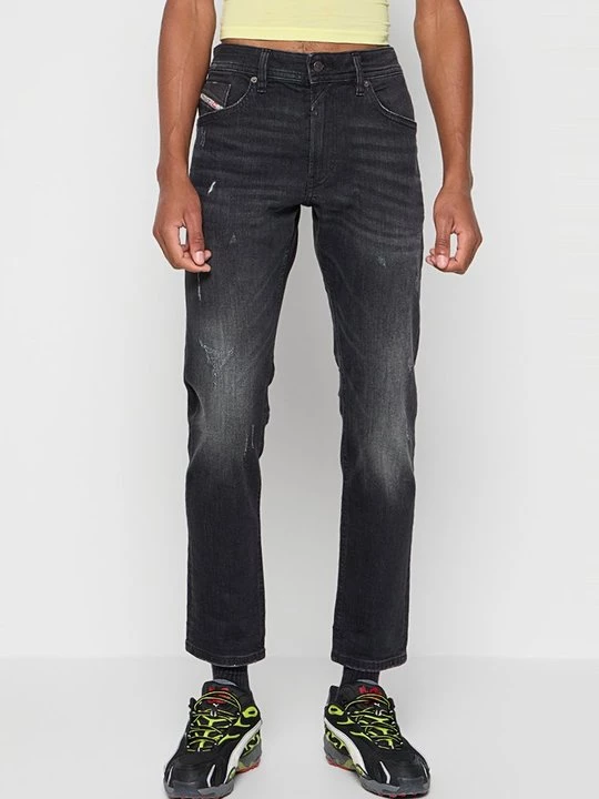 Foto van product Straight leg jeans Diesel rood
