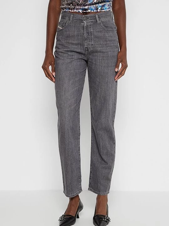 Foto van product Straight leg jeans Diesel zwart