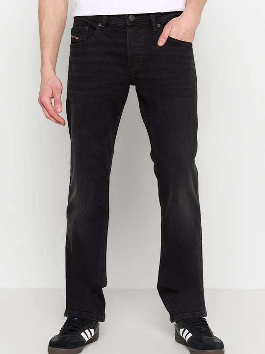 Foto van product Straight leg jeans Diesel zwart