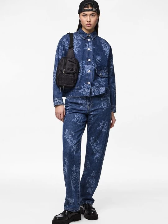 Foto van product Straight leg jeans Pieces donkerblauw denim