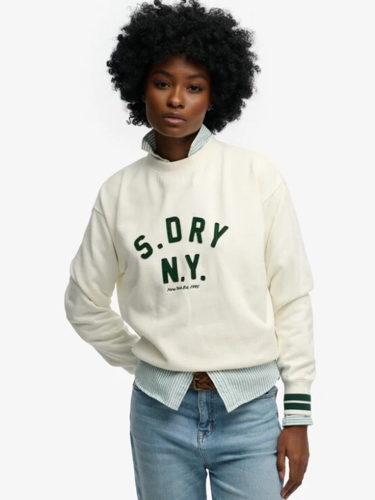 Foto van product Superdry & Co Sweatshirt 'Country Club' crème / donkergroen
