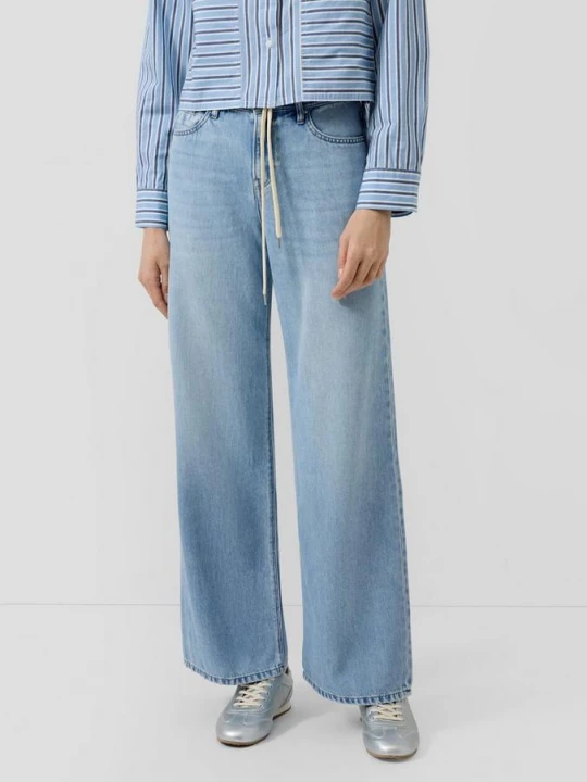 Foto van product Suri jeans / normale pasvorm / halfhoog / wijde pijpen / met strikdetail s.Oliver blauw