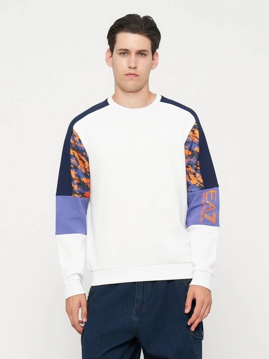 Foto van product Sweater EA7 Emporio Armani wit