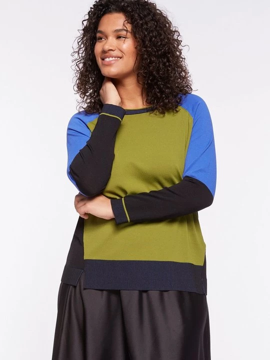 Foto van product Sweater Fiorella Rubino lichtblauw