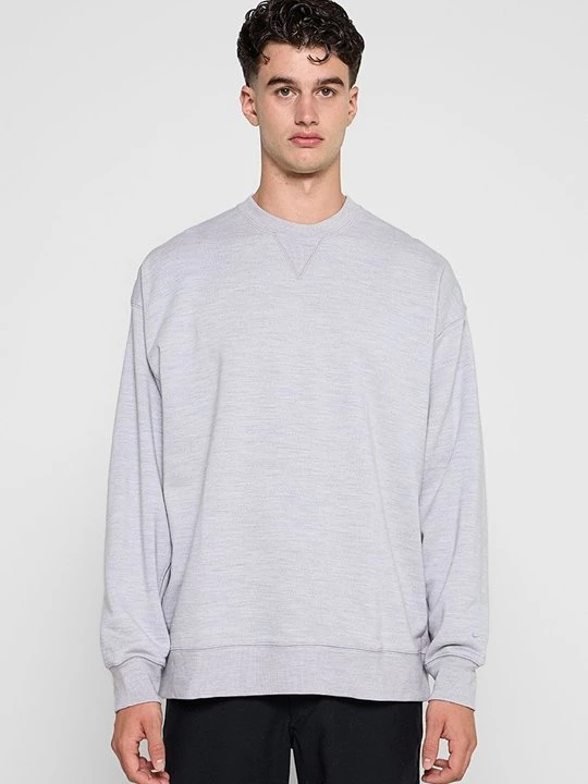 Foto van product Sweater Nike zilverkleurig