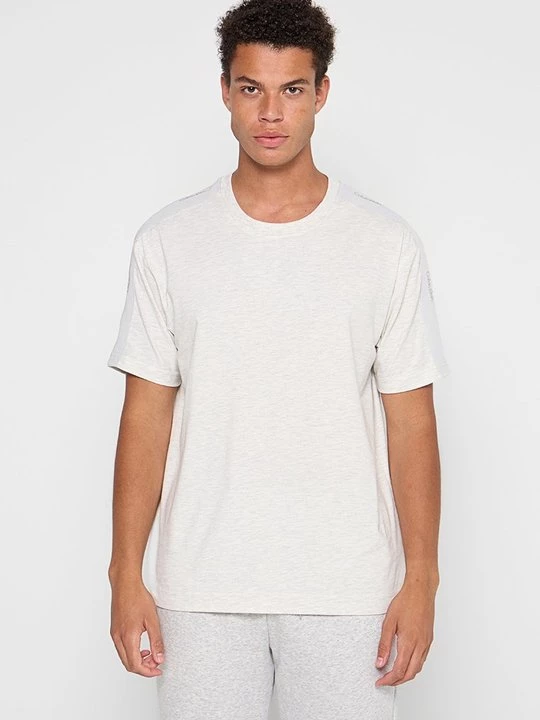 Foto van product T-shirt basic Calvin Klein lichtgrijs